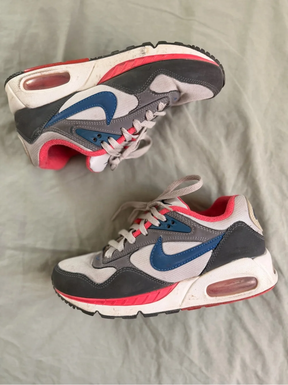 Women’s Nike shoes